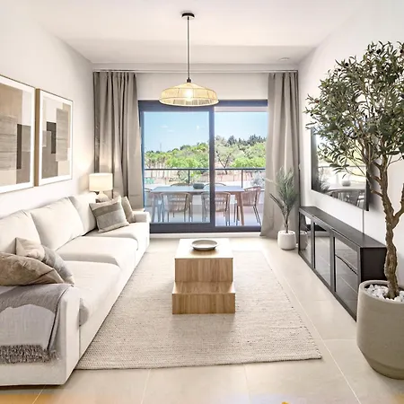 Ae2.2b - Newly Built With Big And Sunny Balcony Apartment Estepona