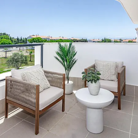 Апартаменты Ae2.2b - New Build W Pool Gym Sunny Balcony *