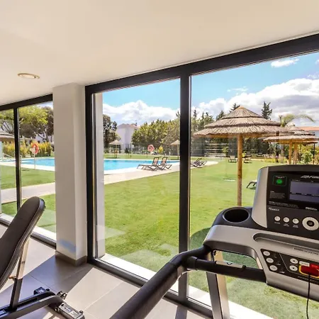 Διαμέρισμα Ae22b - New Build W Pool, Gym & Sunny Balcony *