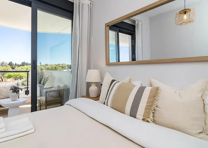 Ae2.2b - Newly Built With Big And Sunny Balcony