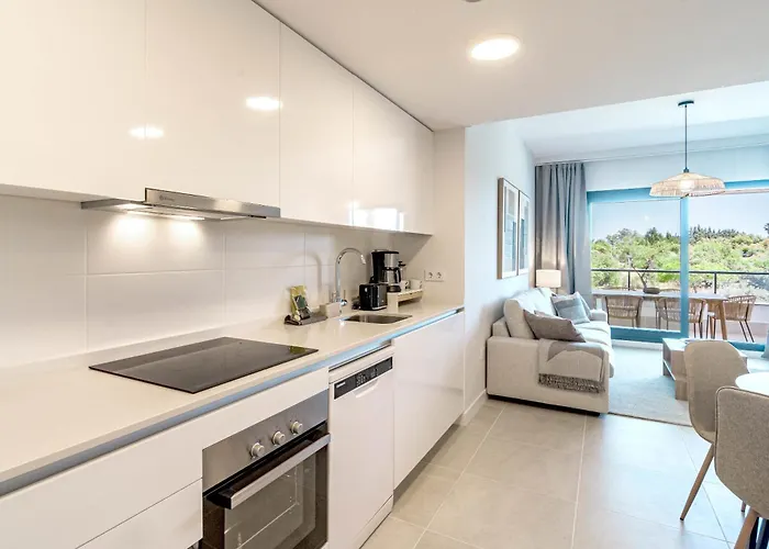 Apartment Ae2.2b - Newly Built With Big And Sunny Balcony Estepona