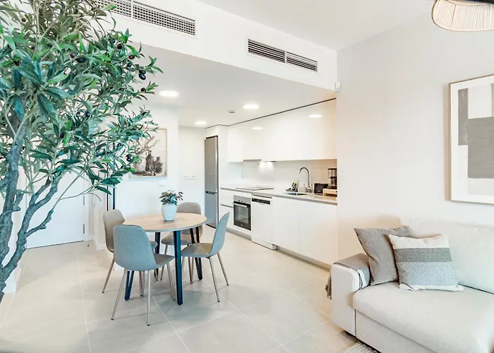 Ae2.2b - Newly Built With Big And Sunny Balcony *