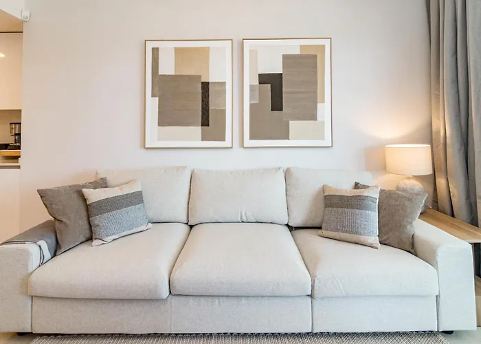 Ae2.2b - Newly Built With Big And Sunny Balcony Apartment Estepona